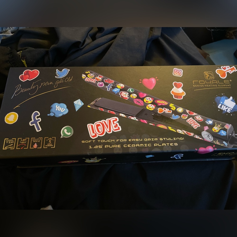 Royale Hair Straightener with Emojis